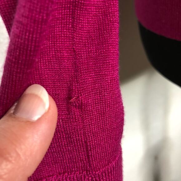 Lafayette 148 New York dark pink v neck wool sweater size Small - Picture 5 of 14